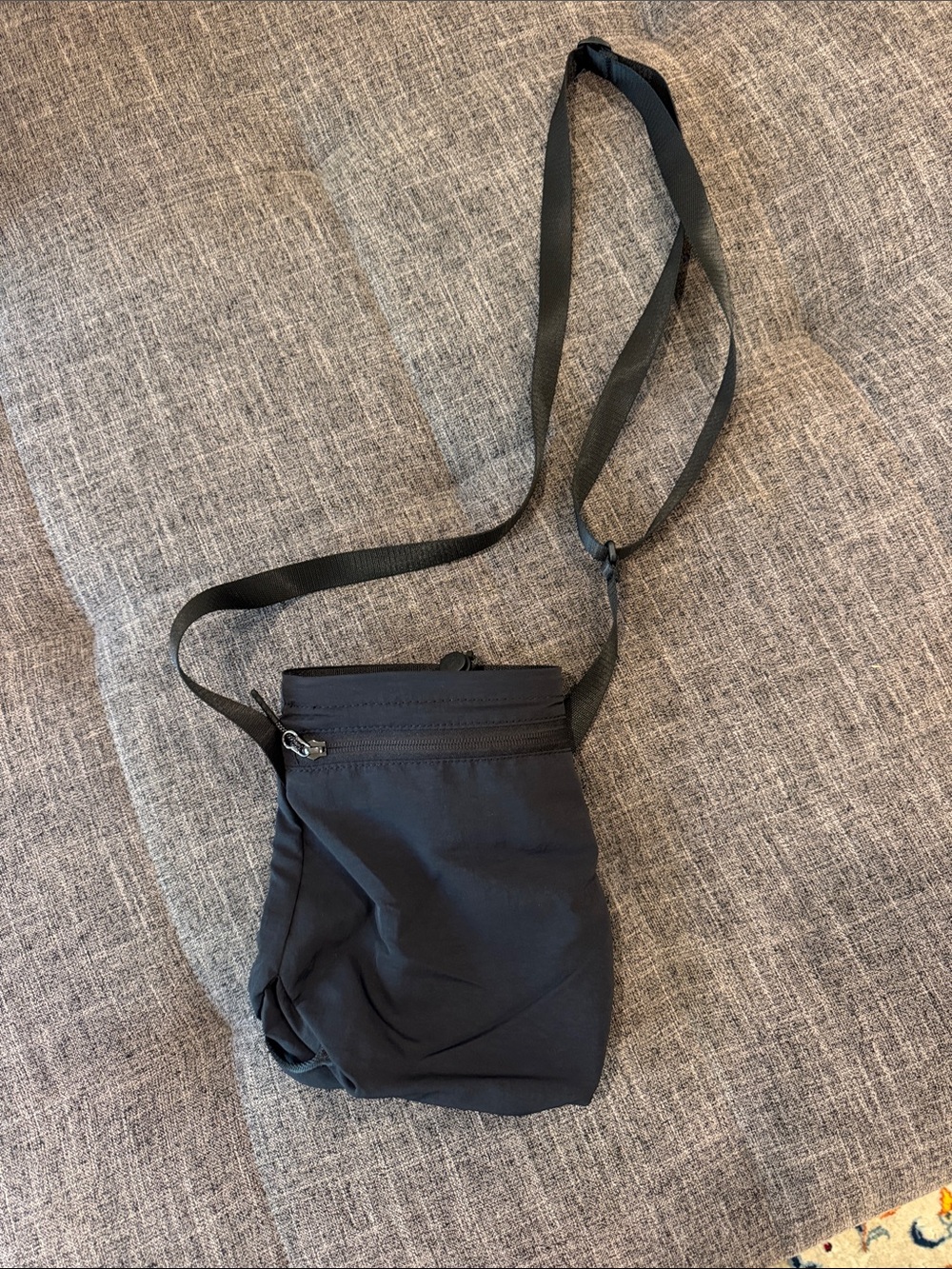 Like new Lululemon Compact Black Crossbody Pouch - Sleek Everyday Carry